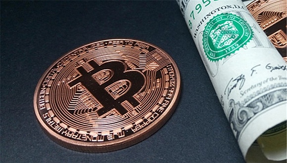 分析：比特币于105500美元盘整但市场或处于新超级周期的早期阶段